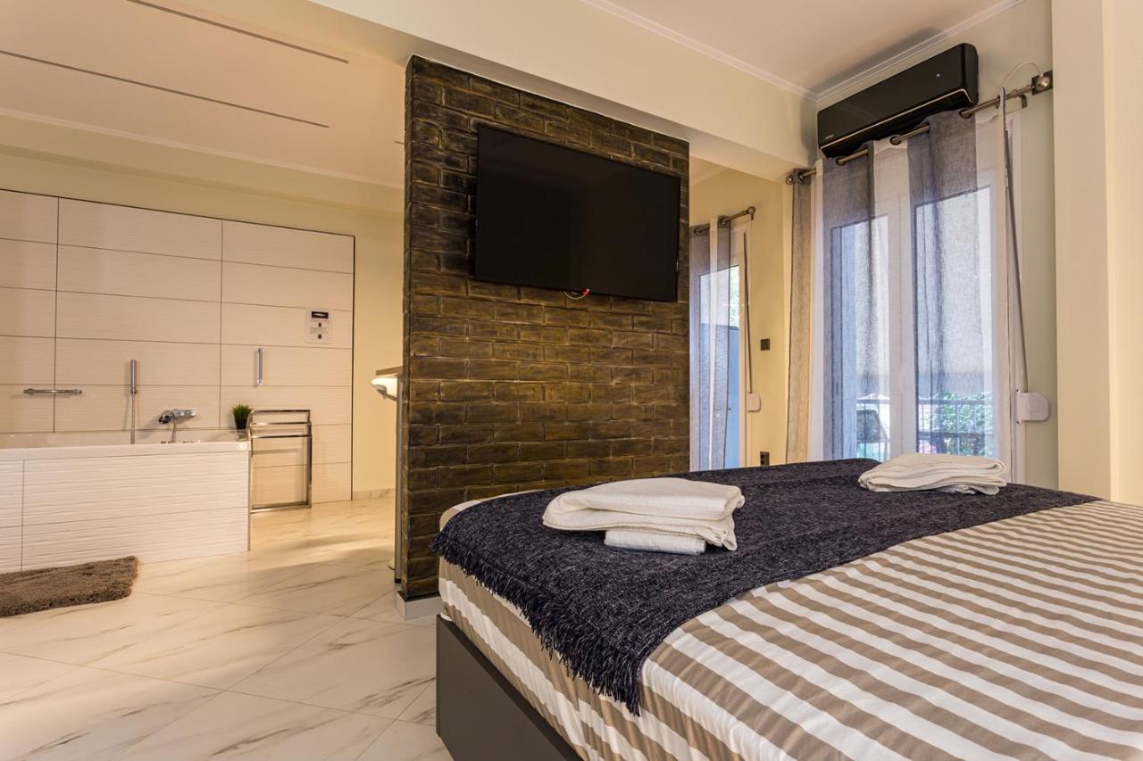 Romantic Deluxe Svite Wise Jacuzzi And Sauna Aten Exteriör bild